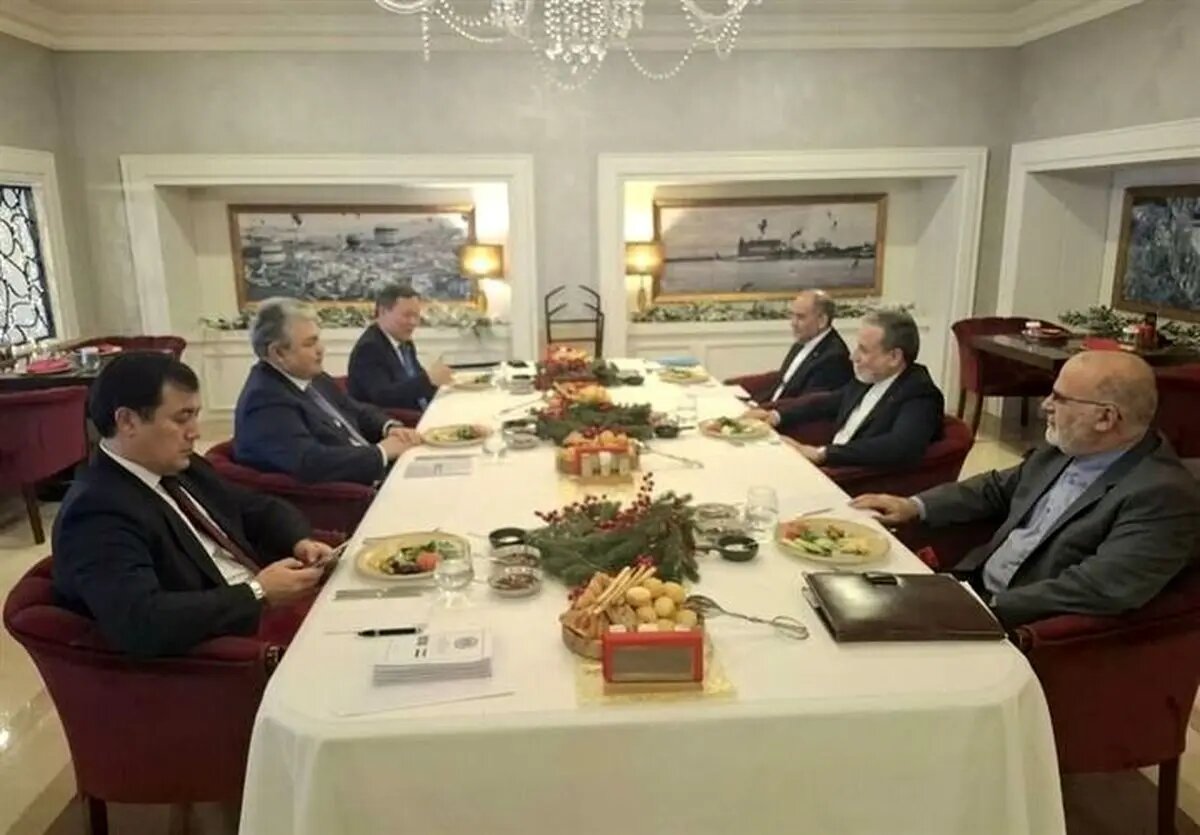 دیدار عراقچی با وزیر امور خارجه قزاقستان