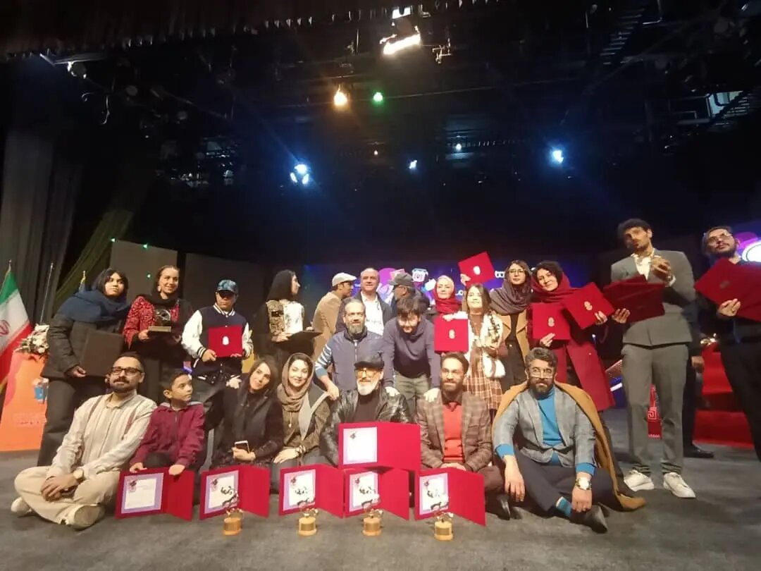 آیین اختتامیه جشنواره تئاتر کودک و نوجوان همدان برگزار شد