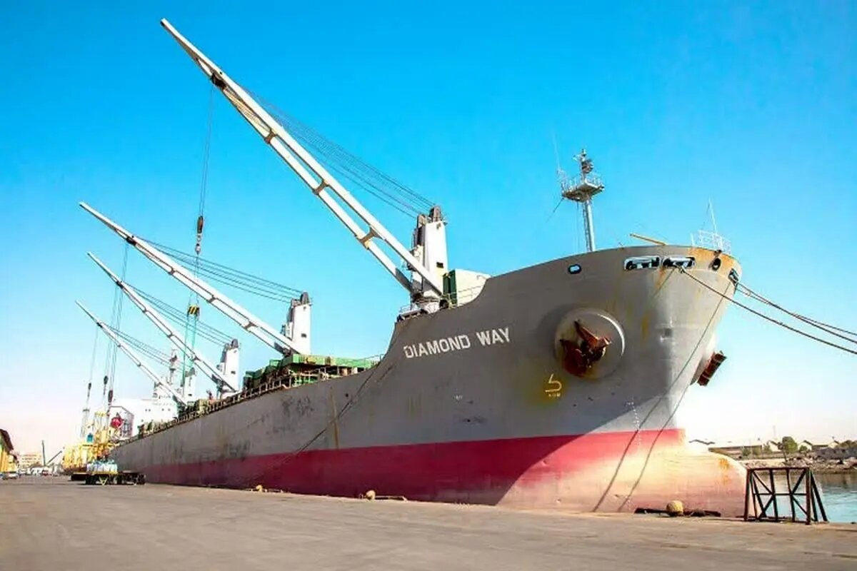 هدایت یک کشتی خصوصی به سمت ایران با حکم قضایی