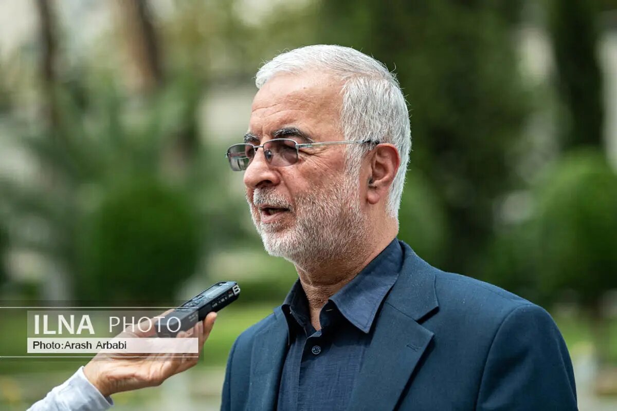 افتتاح یک آموزشگاه دخترانه ۱۸ کلاسه در یزد با حضور مومنی