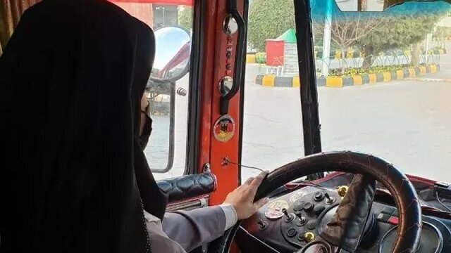 یک شوخی ساده، راننده جادهام کرد