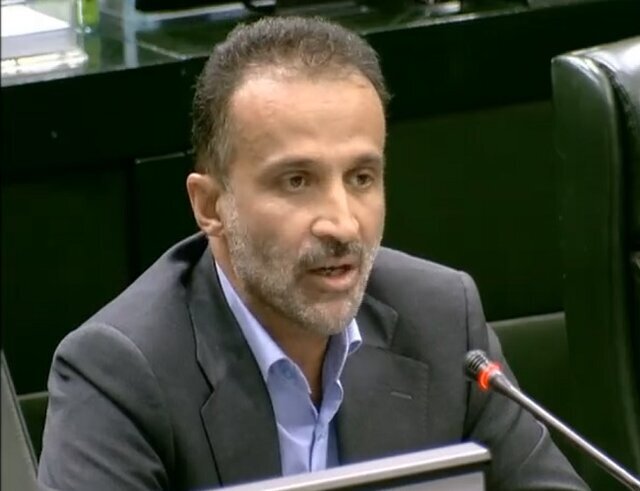 عضو کمیسیون عمران: دولت سیاست «اعطای کالابرگ» را با جدیت دنبال کند