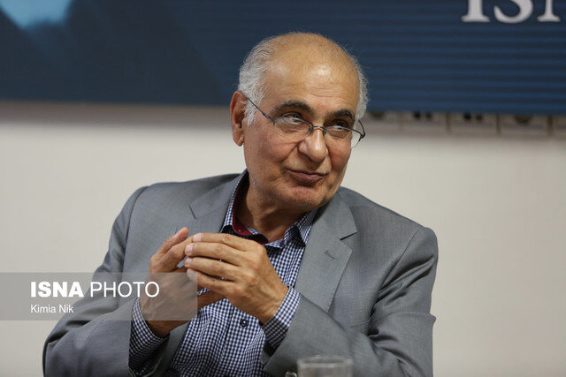 هوشنگ مرادی کرمانی در بیمارستان