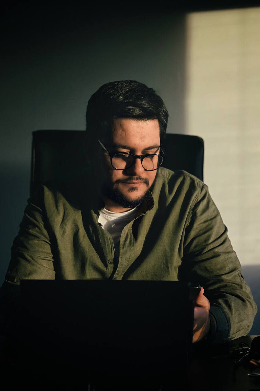 ادای دین به شهید رضی؛ مستندی که فقدان و ادامه زندگی را روایت میکند