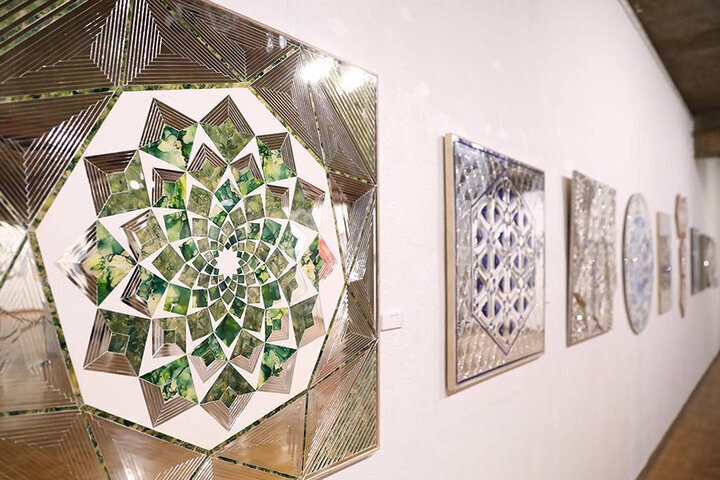 دارابی: آینهکاری ایرانی، هنر پیوندزدن ماده و معنا است