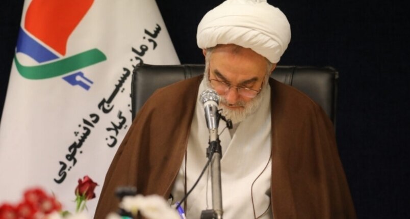 امام جمعه رشت: فریاد حق‌طلبانه جوانان ضامن حیات نظام اسلامی است / دانشگاه خط مقدم تولید قدرت است