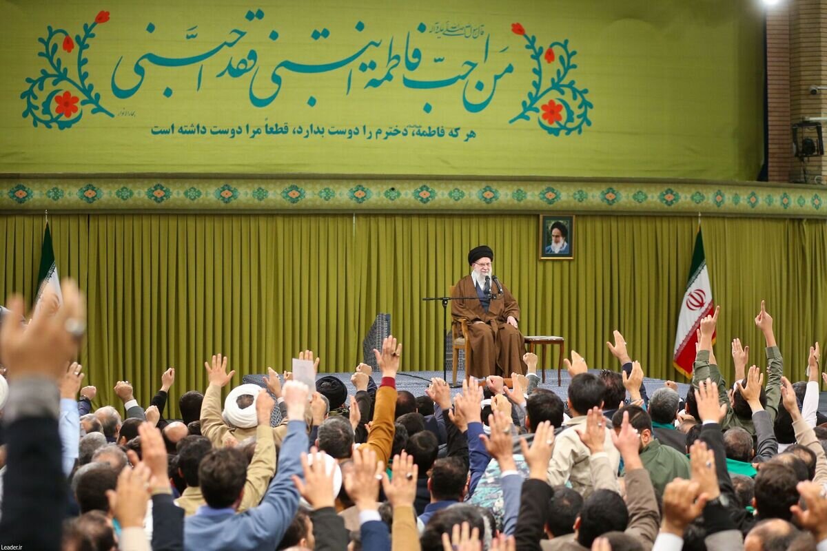 مداحی و هیأت؛ تقویت ادبیات مقاومت / هدف فشارهای مختلف نظام سلطه بر ملت ایران، گاهی توسعهطلبی سرزمینی است / لزوم تغییر آرایش تبلیغاتی و رسانهای در برابر تلاش دشمن برای تسخیر دل ها و مغزها + فیلم