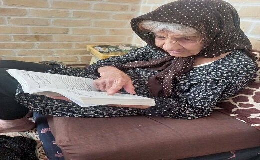ربابه چادررسا، بانوی ۱۱۵ ساله و میراثدار یک قرن زندگی+عکس