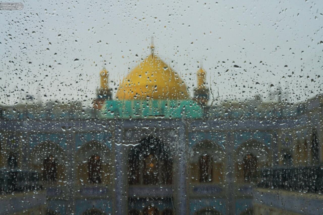 عکس/بارش رحمت الهی در حرم مطهر علوی
