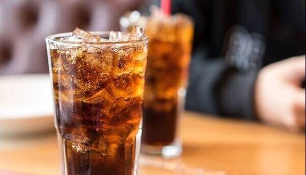 نوشابههای گازدار هیچ نقشی در بهبود حالت تهوع ندارند