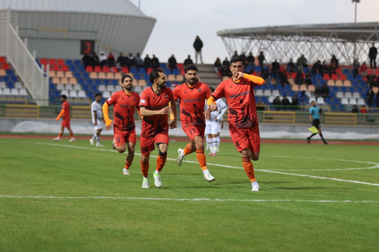 لیگ یک؛ مس پیش به سمت لیگ برتر