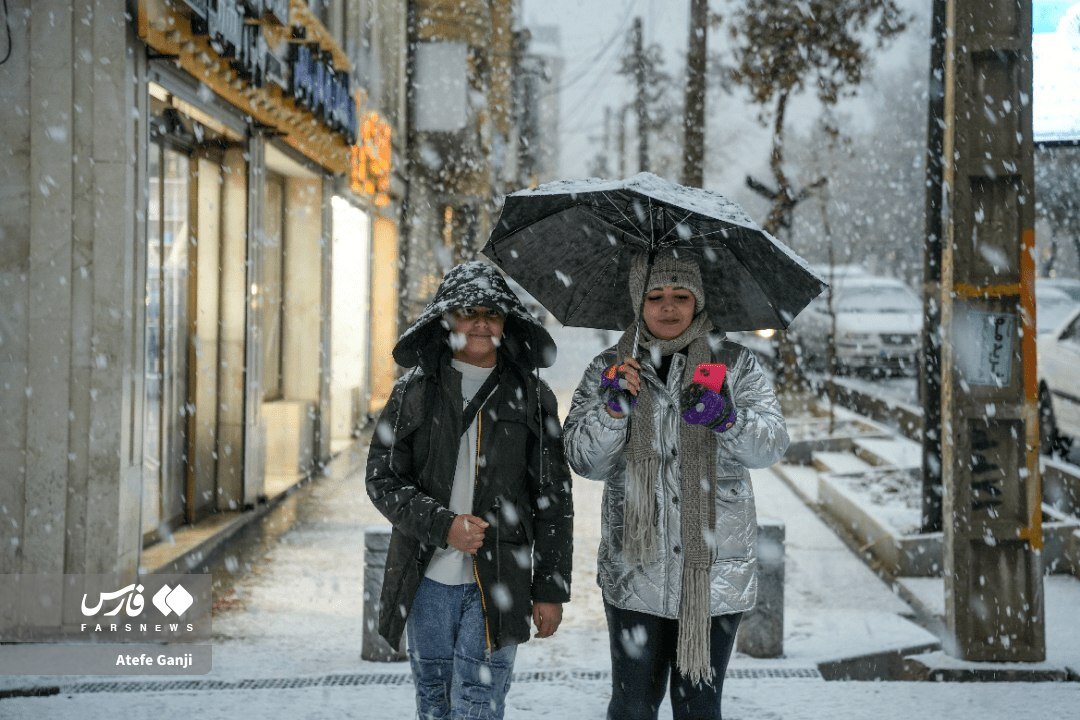 روز شاد شهرکردی‌ها در هوای برفی