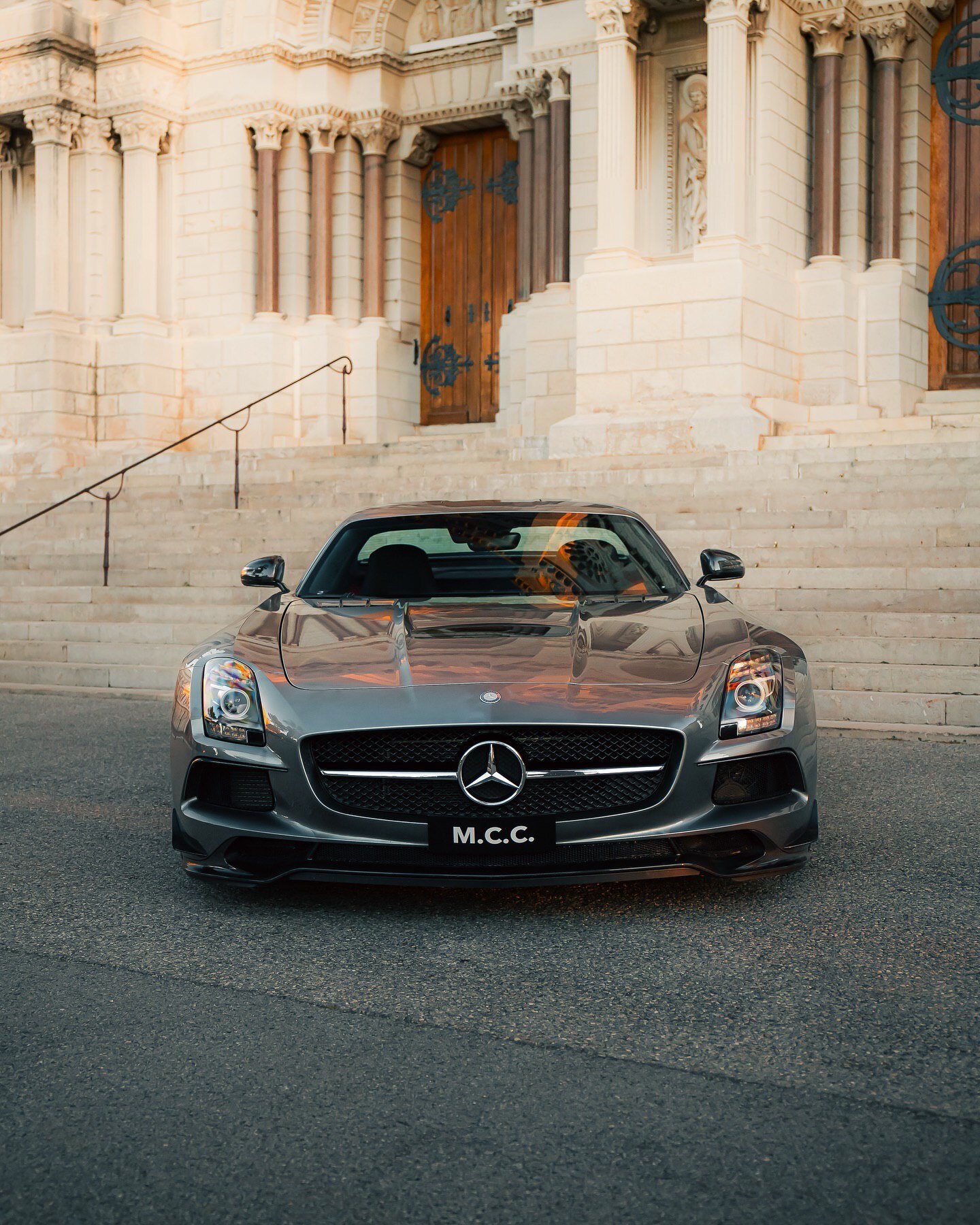 مرسدس بنز SLS AMG بلک سریز؛ کمیاب، خاص و کاملا طبیعی!