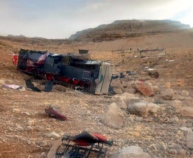 ۳ فوتی و ۱۷ مصدوم آخرین آمار واژگونی اتوبوس تهران به یاسوج
