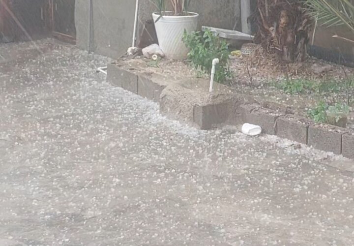 بارش تگرگ در آبپخش