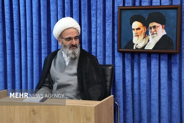 مطیعی: قدرت دفاعی ایران چشم گیر است؛ ضرورت حفظ انسجام ملی