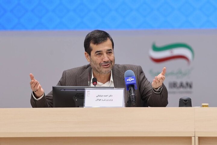 ماجرای بازی ایران و مصر به فیفا ربطی ندارد/ اینفانتینو قول همکاری داد