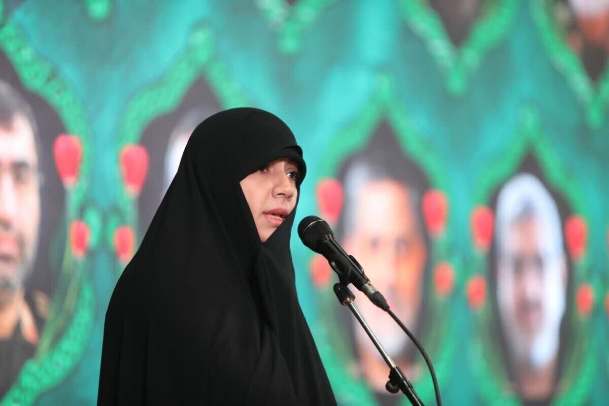 شهید سلامی همسرش را شریک میدید نه تحت امر