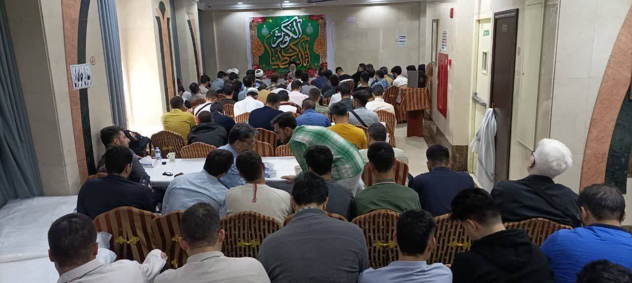 برگزاری سه جشن میلاد حضرت فاطمه (س) و یک مراسم عقد دانشجویی در کاروان‌های عمره دانشگاهیان + عکس