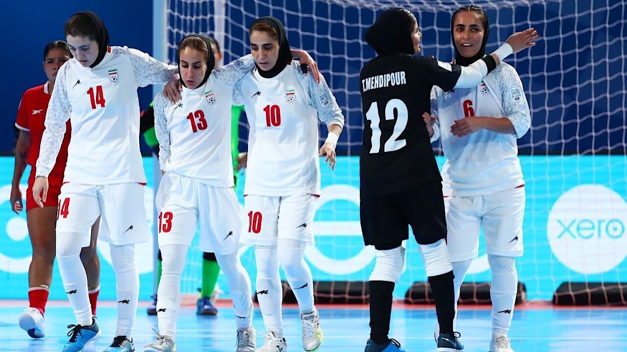 سقوط یک پلهای فوتسال بانوان، جایگاه بدون تغییر فوتسال مردان