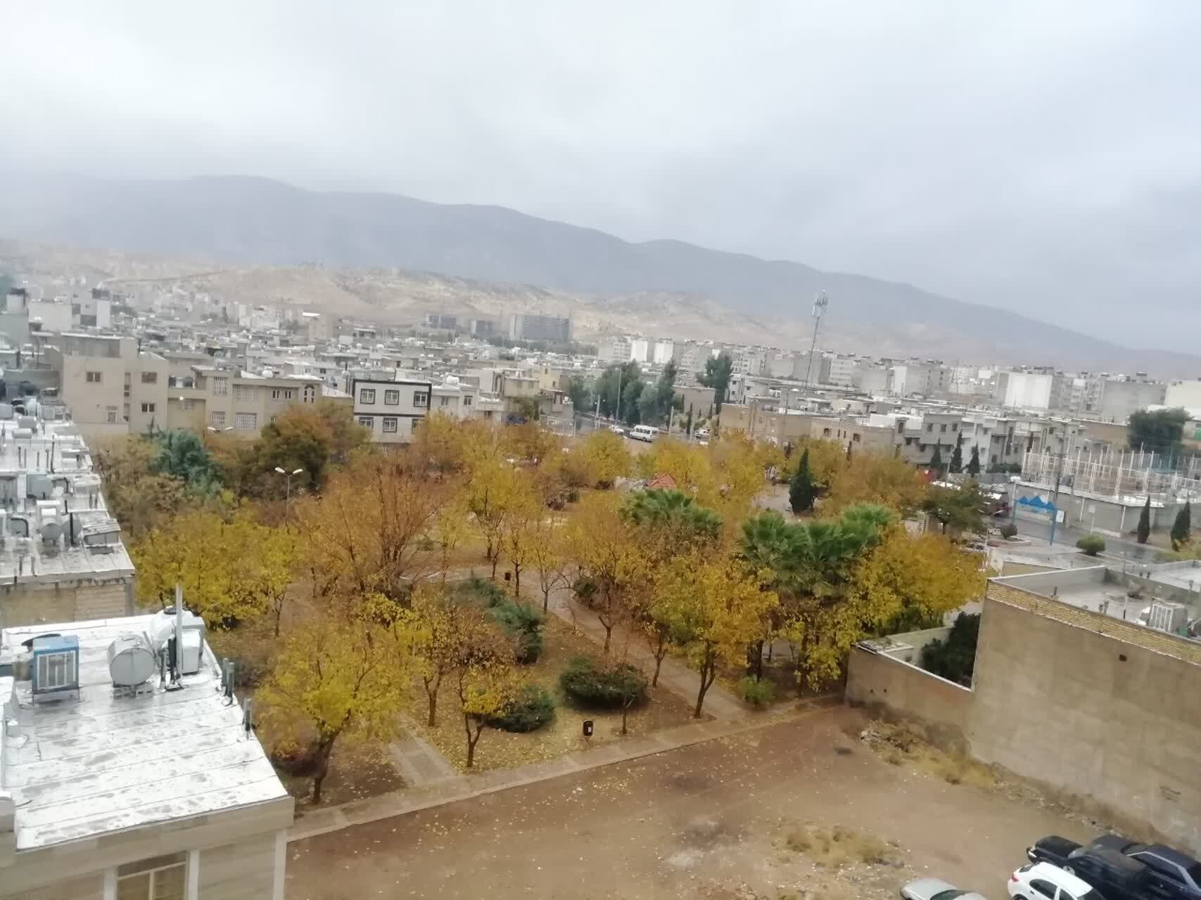 گزارش تصویری از اولین بارش رحمت الهی در فارس