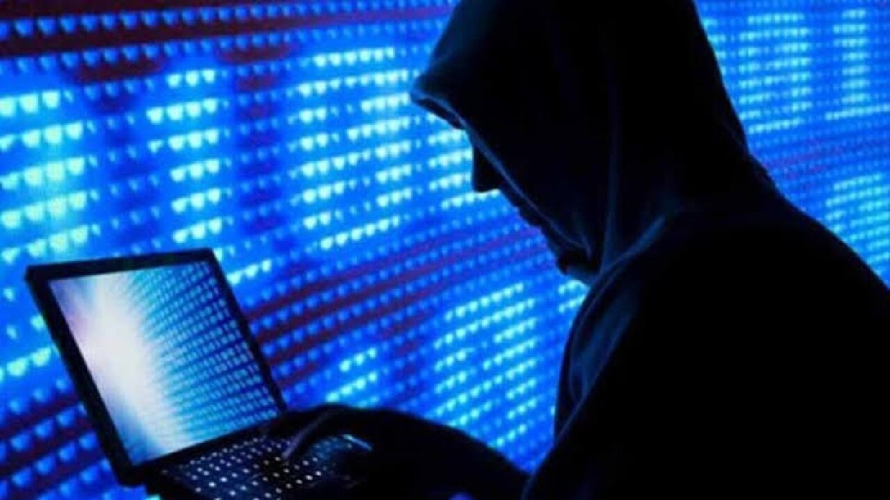 انهدام باند کلاهبرداری سایبری در لرستان