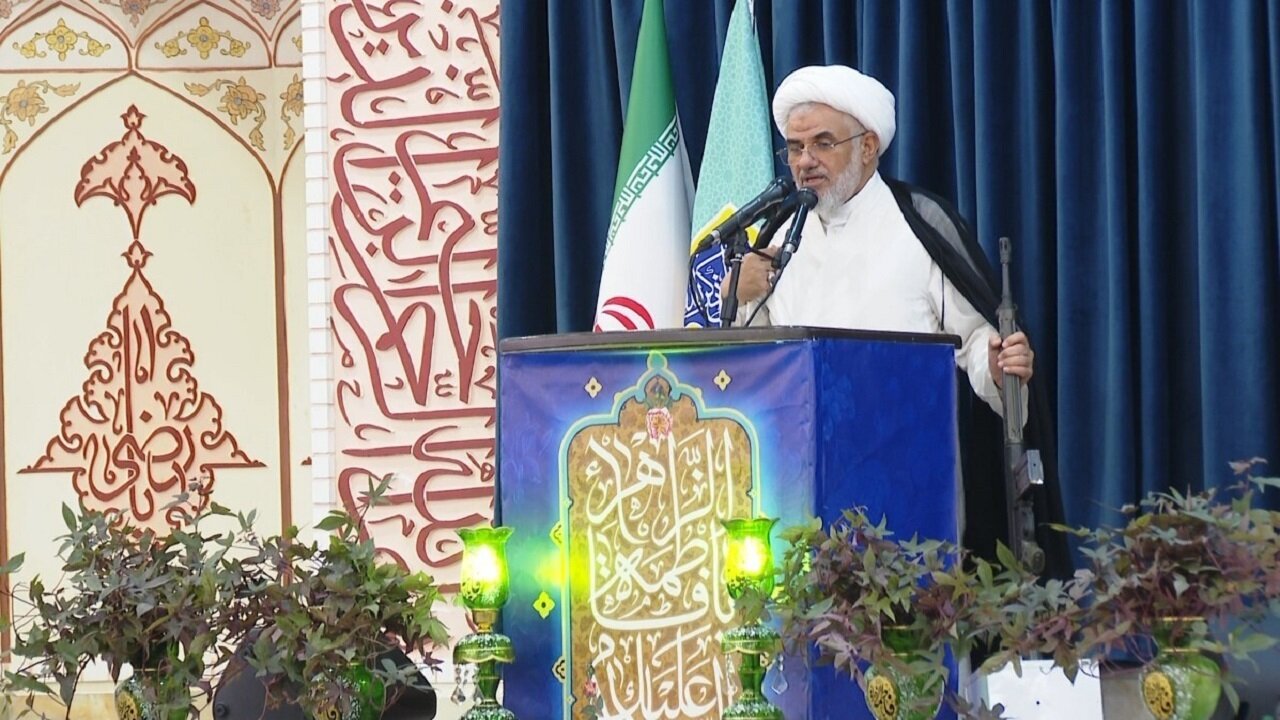 مسئولان بر اساس رهنمودهای رهبری حرکت کنند