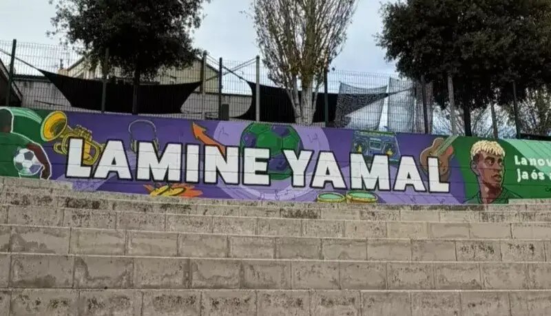 دیوارنگاره جنجالی یامال تخریب شد