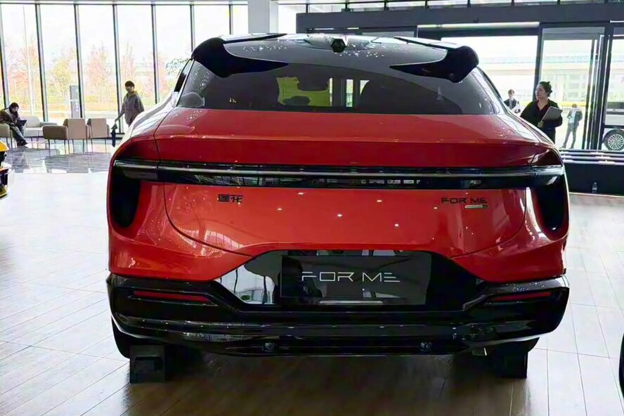 معرفی لوتوس فورمی، نسخه پلاگینهیبرید الترا با ۹۵۰ اسب بخار قدرت