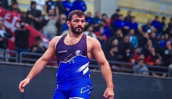 واکنش اتحادیه جهانی کشتی به بازگشت حسن یزدانی