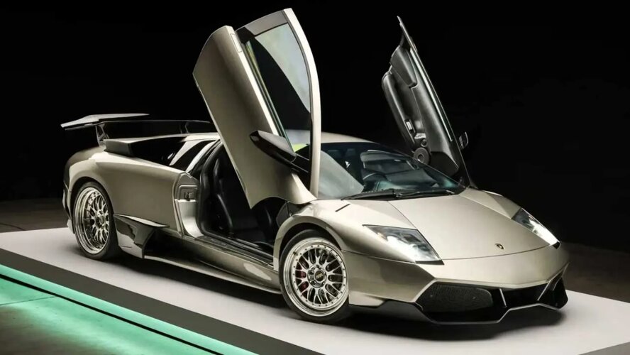 تنها لامبورگینی مورسیهلاگو دیفرانسیل عقب جهان به فروش میرسد