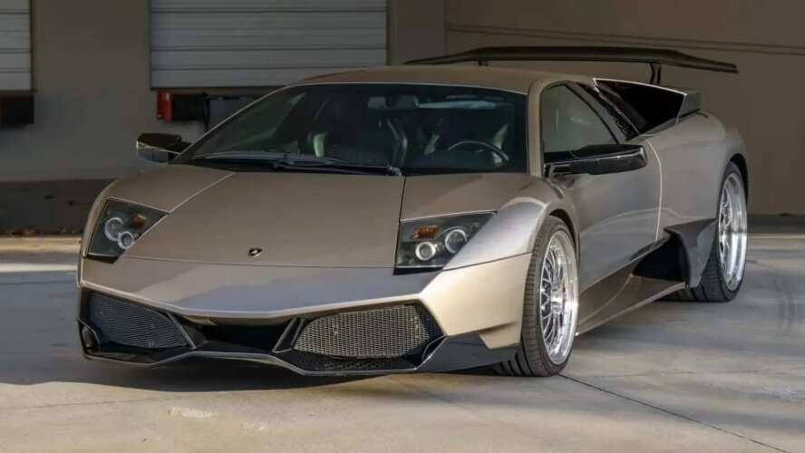تنها لامبورگینی مورسیهلاگو دیفرانسیل عقب جهان به فروش میرسد