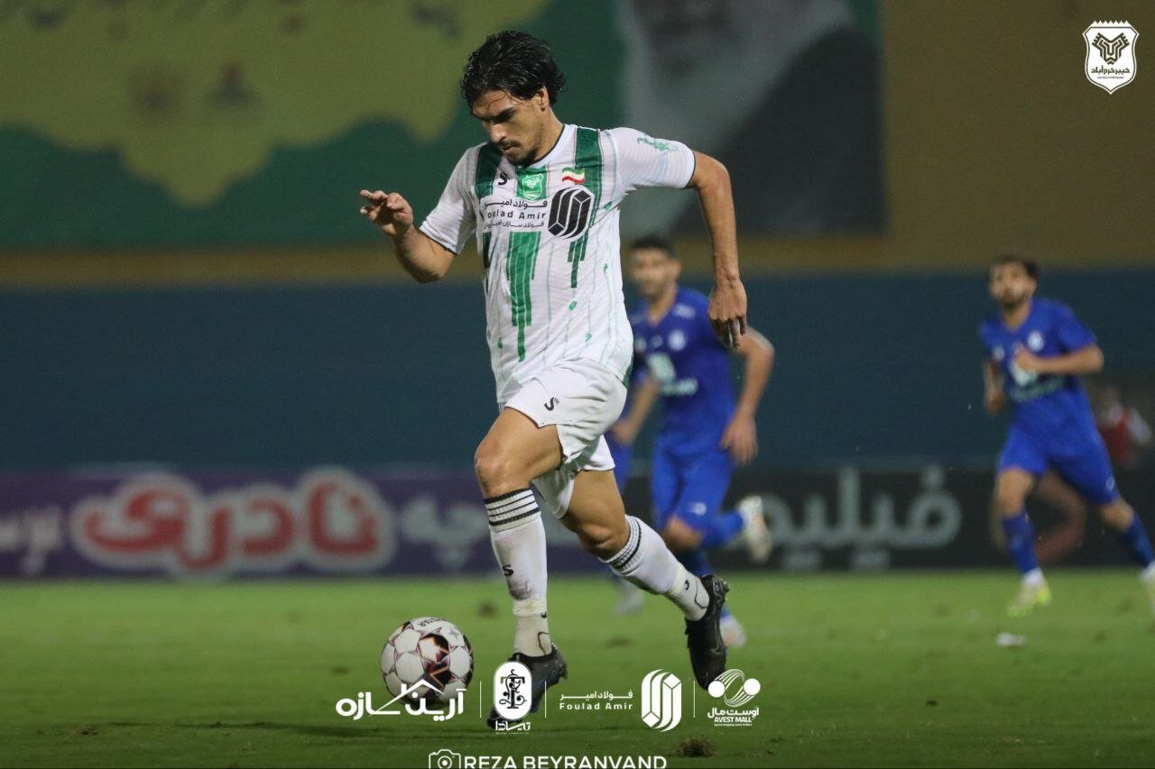 مهاجم خیبر: پیروزی برابر استقلال در دسترس است