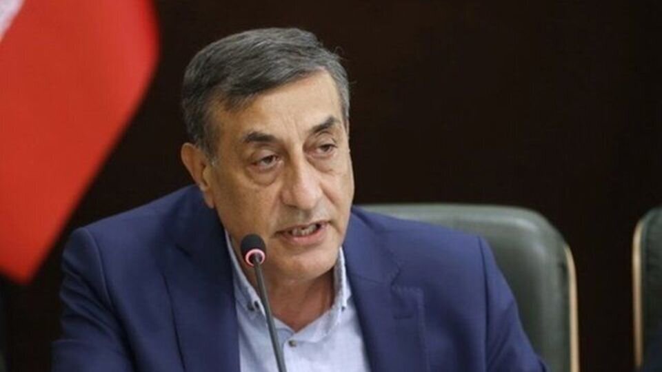 ابلاغ یک ممنوعیت عجیب در جلسات اداری + عکس