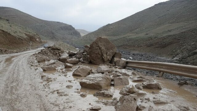 انسداد ۱۰۰ کیلومتر مسیر عشایری در لالی و اندیکا/ مسیرها تا پایان هفته بازگشایی میشوند