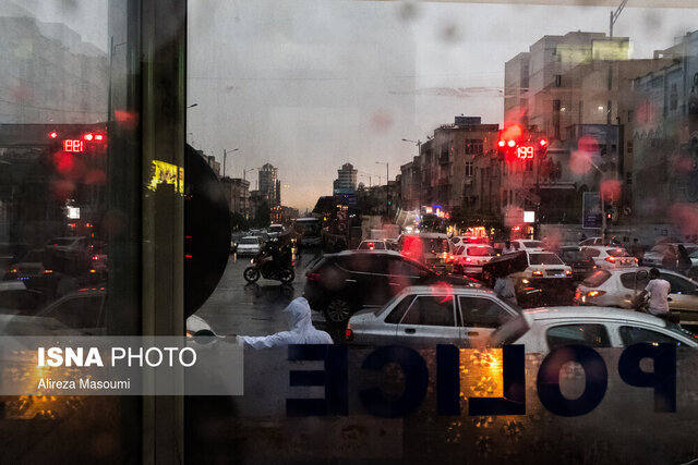 باد و باران در نقاط مختلف کشور