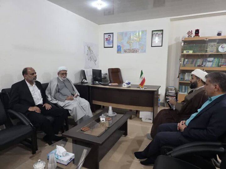 نماینده جنوب استان بوشهر: مشکلات مردم با جدیت دنبال میشود