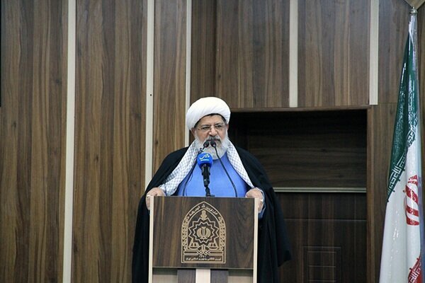 نهجالبلاغه نسخه نجات بشر و محور تعالی فرهنگی جامعه