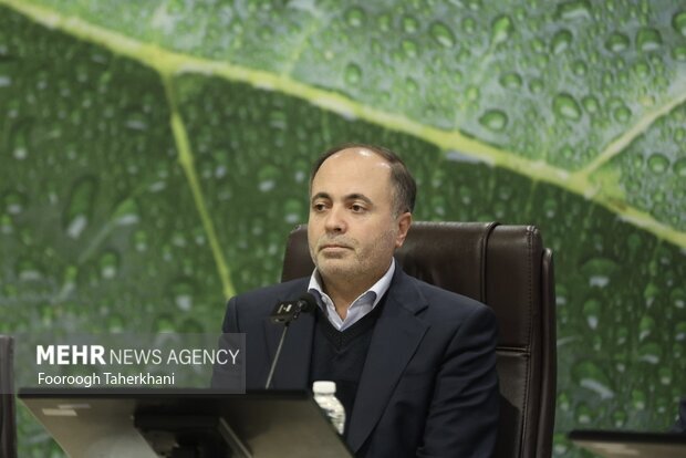 نوری غزلچه: ۳.۵ میلیون تن نهاده دامی در بندر امام خمینی موجود است