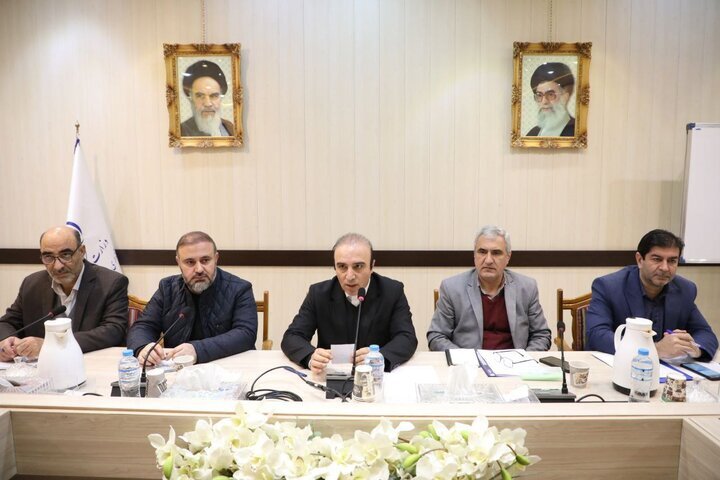 خلیلی: پیش‌بینی ۲ ماهه نیاز استان اردبیل به نهاده‌های دامی ضروری است