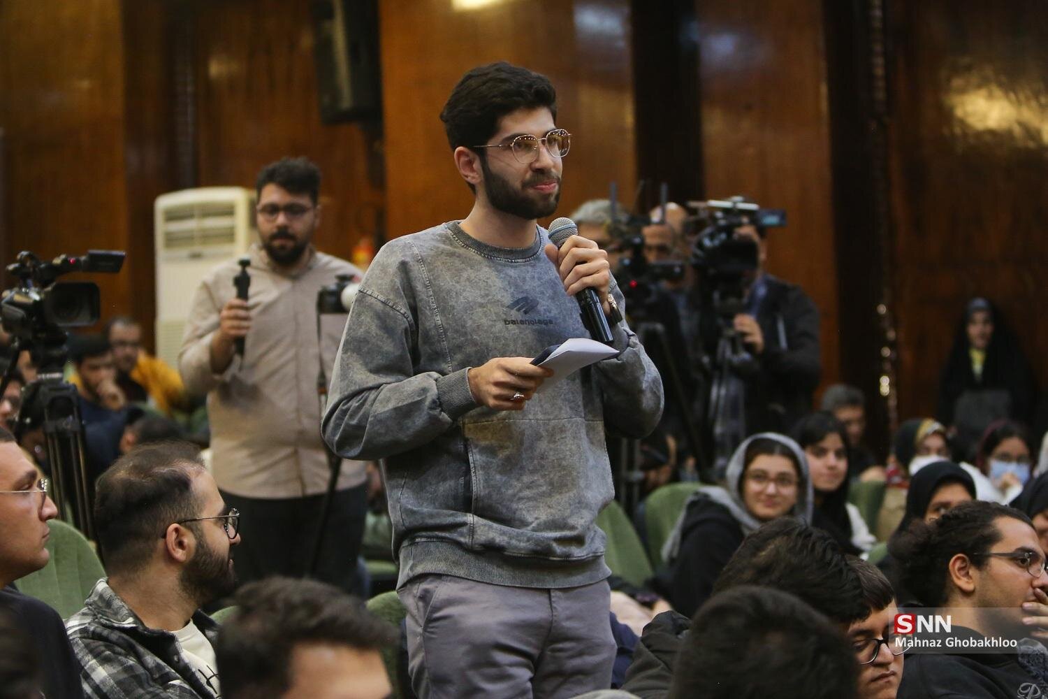 دانشجو مطالبه‌گر بود، امروز سرگرم شد