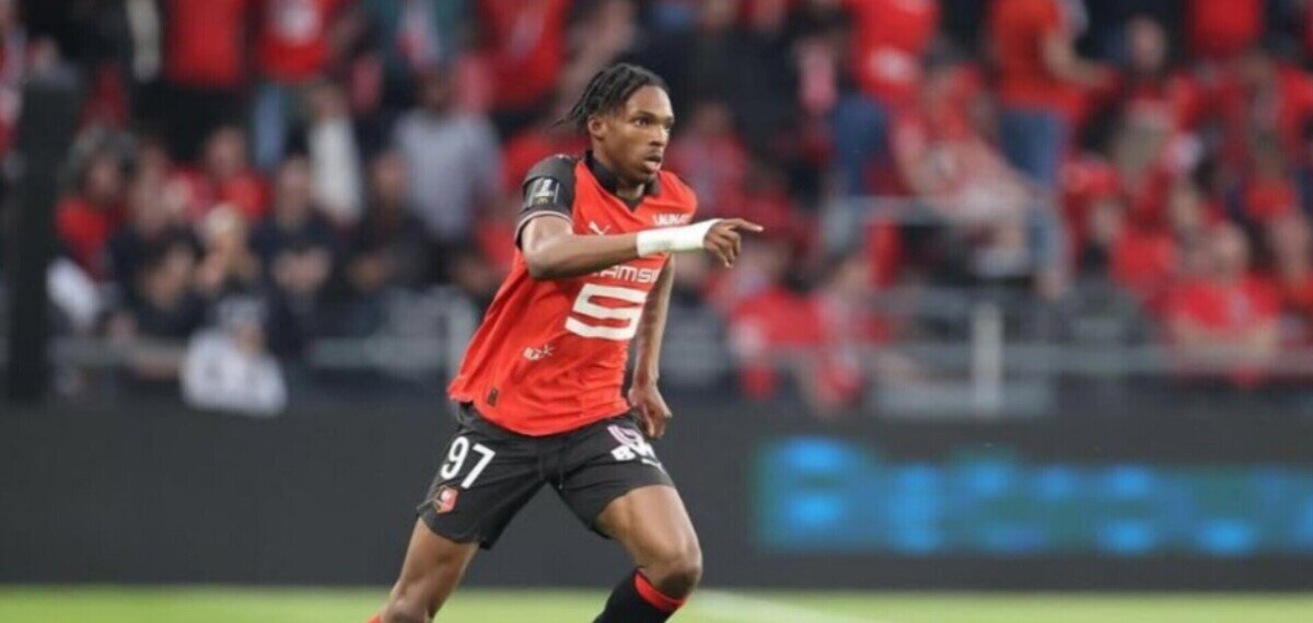 علاقه رئال مادرید به جذب مدافع فرانسوی