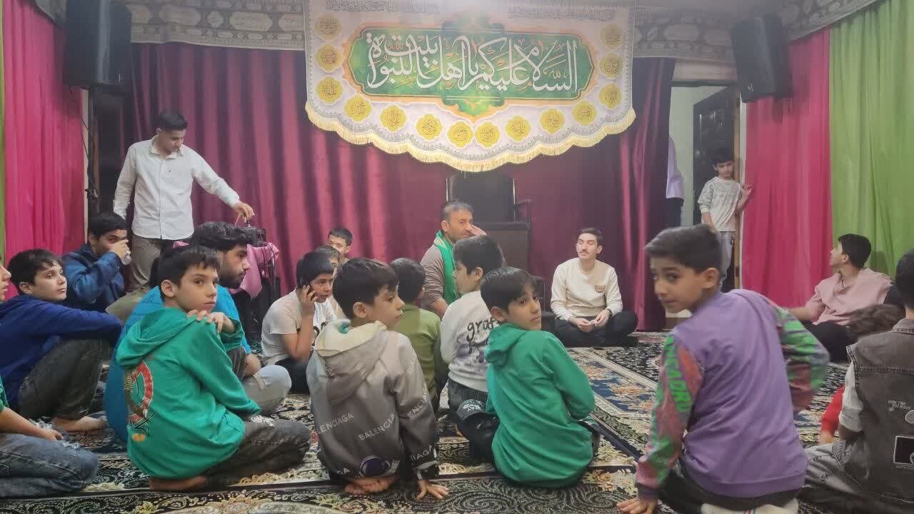 قم در سالروز ولادت حضرت فاطمه زهرا (س) غرق در جشن و سرور شد + فیلم و تصاویر