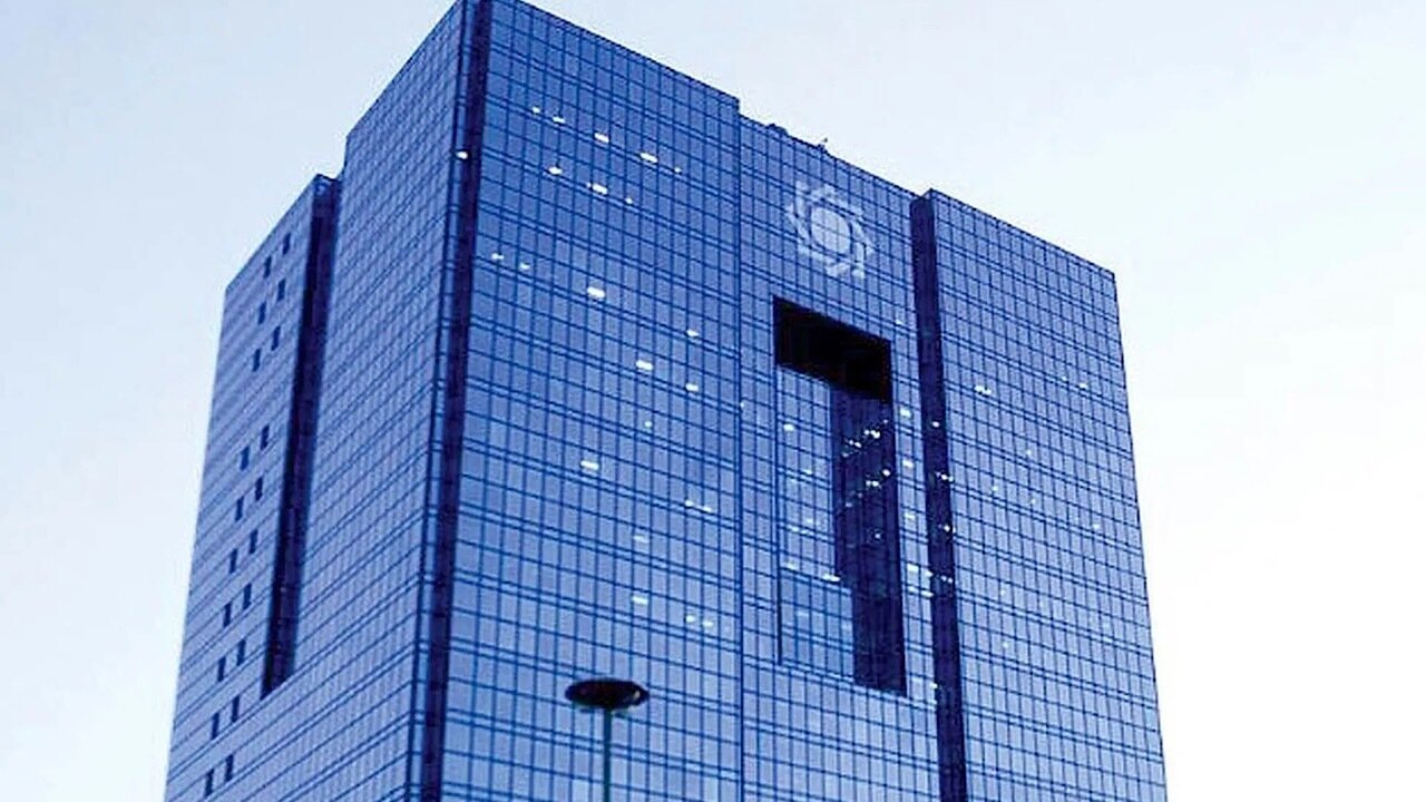 ۴۱.۳ میلیارد دلار ارز واردات تامین شد/ تامین ارز صنایع از ۳۰ میلیارد دلار گذشت