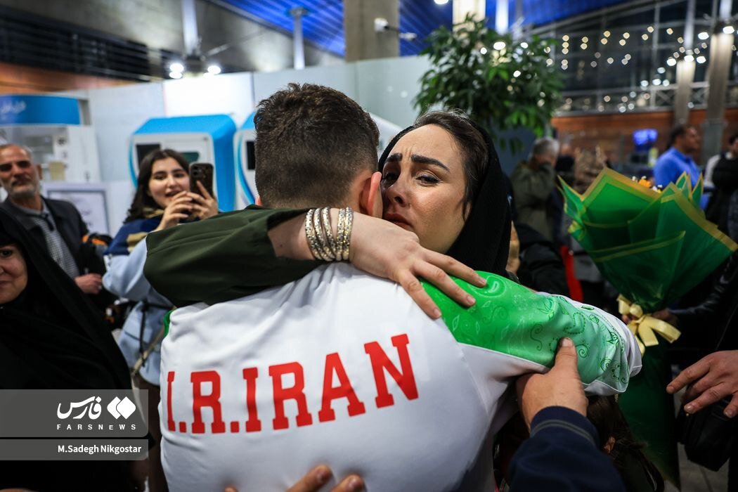 عکس/ بازگشت نخستین گروه کاروان ایران از بازی‌های پاراآسیایی جوانان دبی ۲۰۲۵