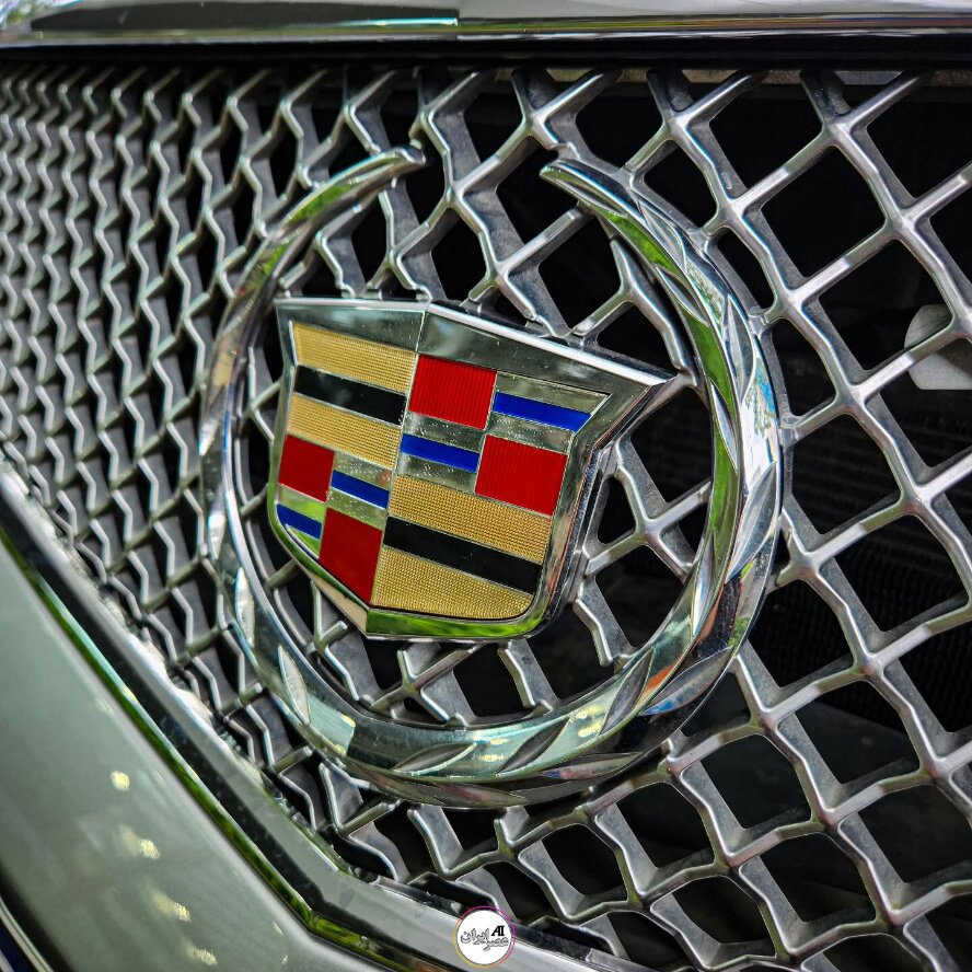 کادیلاک خاص با رنگ متالیک تابان