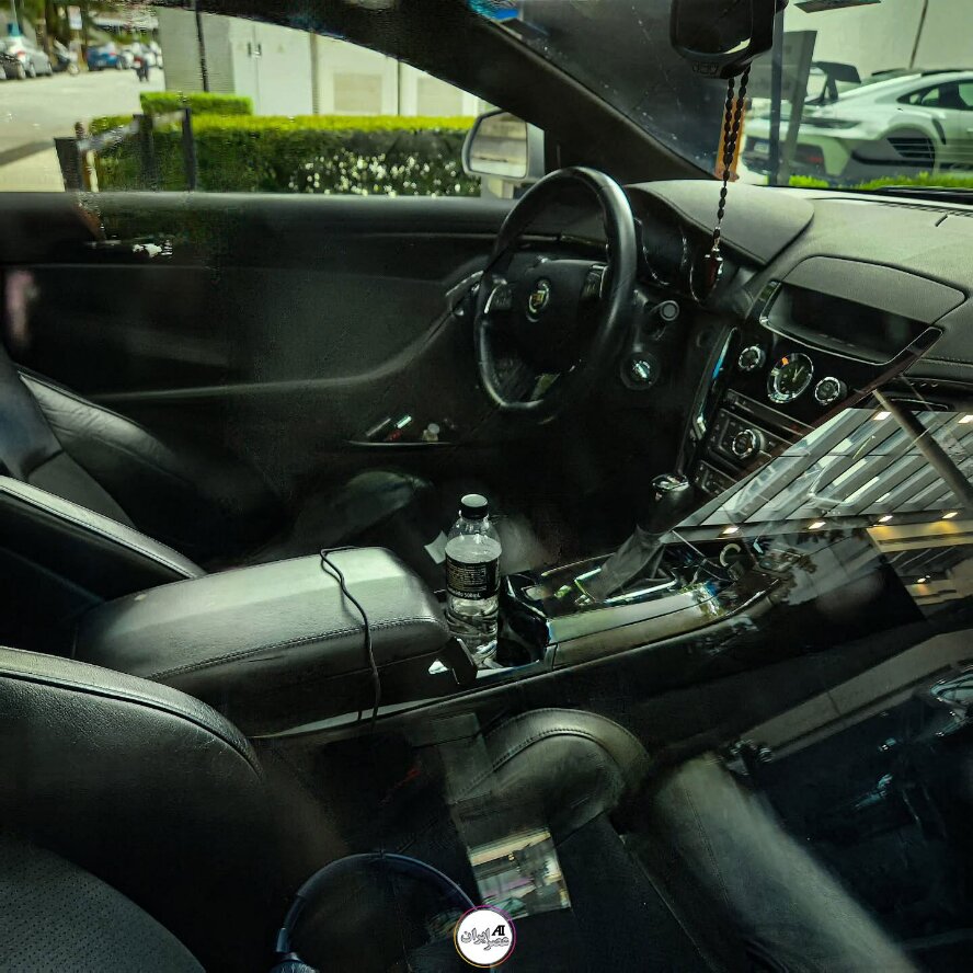 کادیلاک خاص با رنگ متالیک تابان