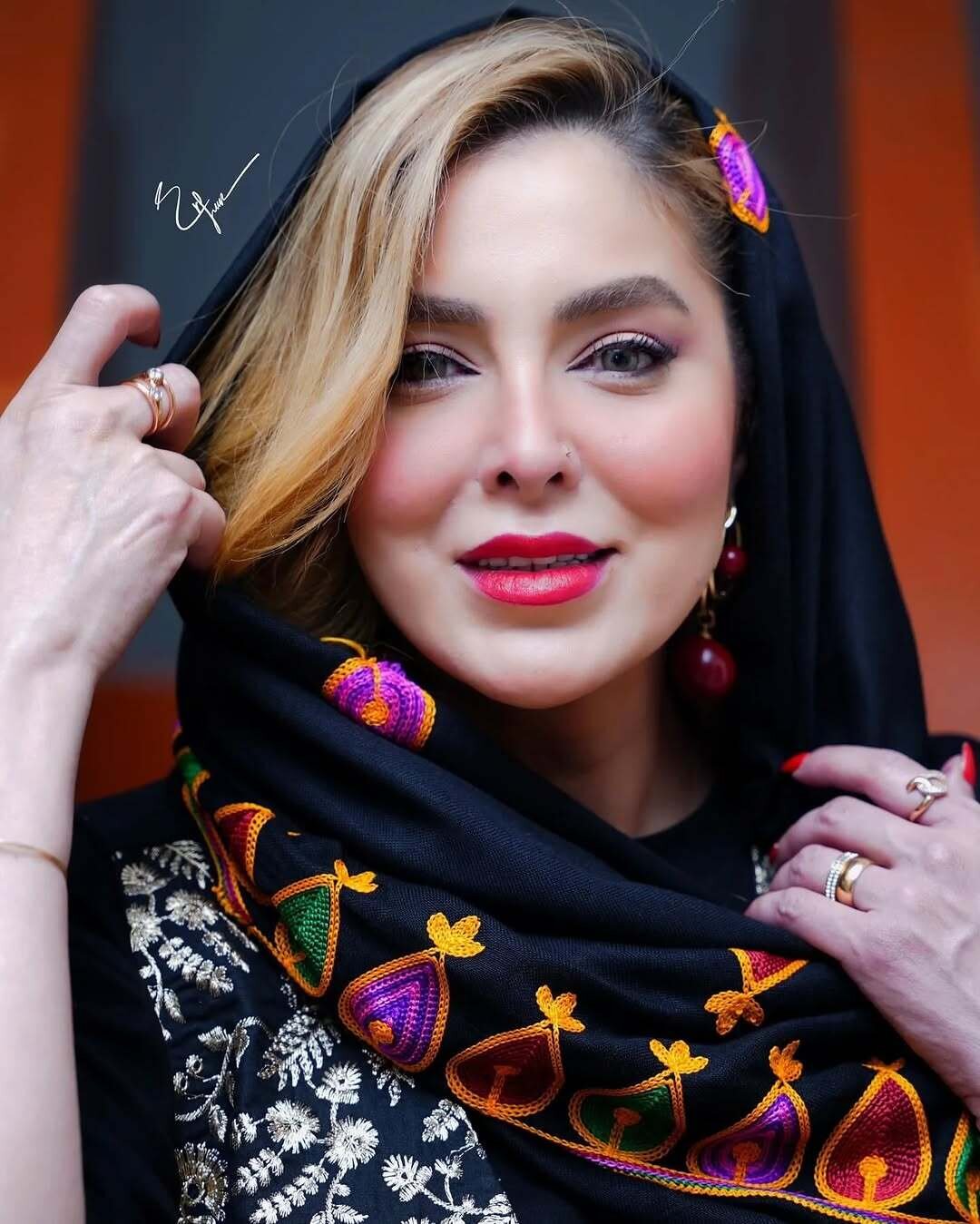 چهره ها/ بازیگر «شاهگوش» با یک استایل هنریِ چشمگیر دیده شد
