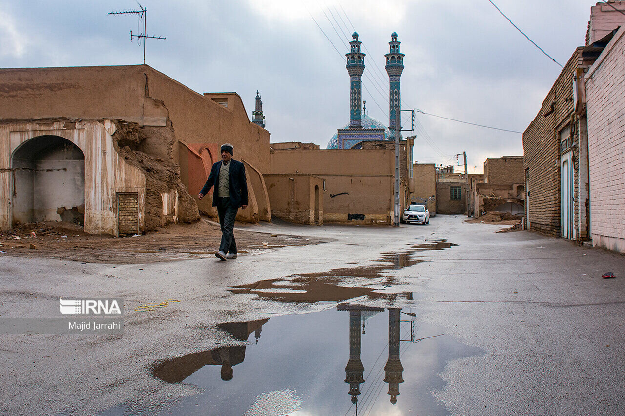 ۱۰ منطقه یزد، دمای زیر صفر درجه را تجربه کردند