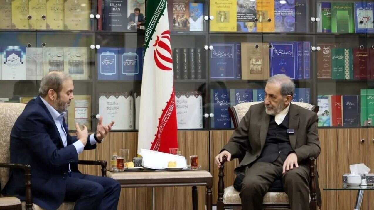 جمهوری اسلامی با قاطعیت از حزبالله حمایت میکند